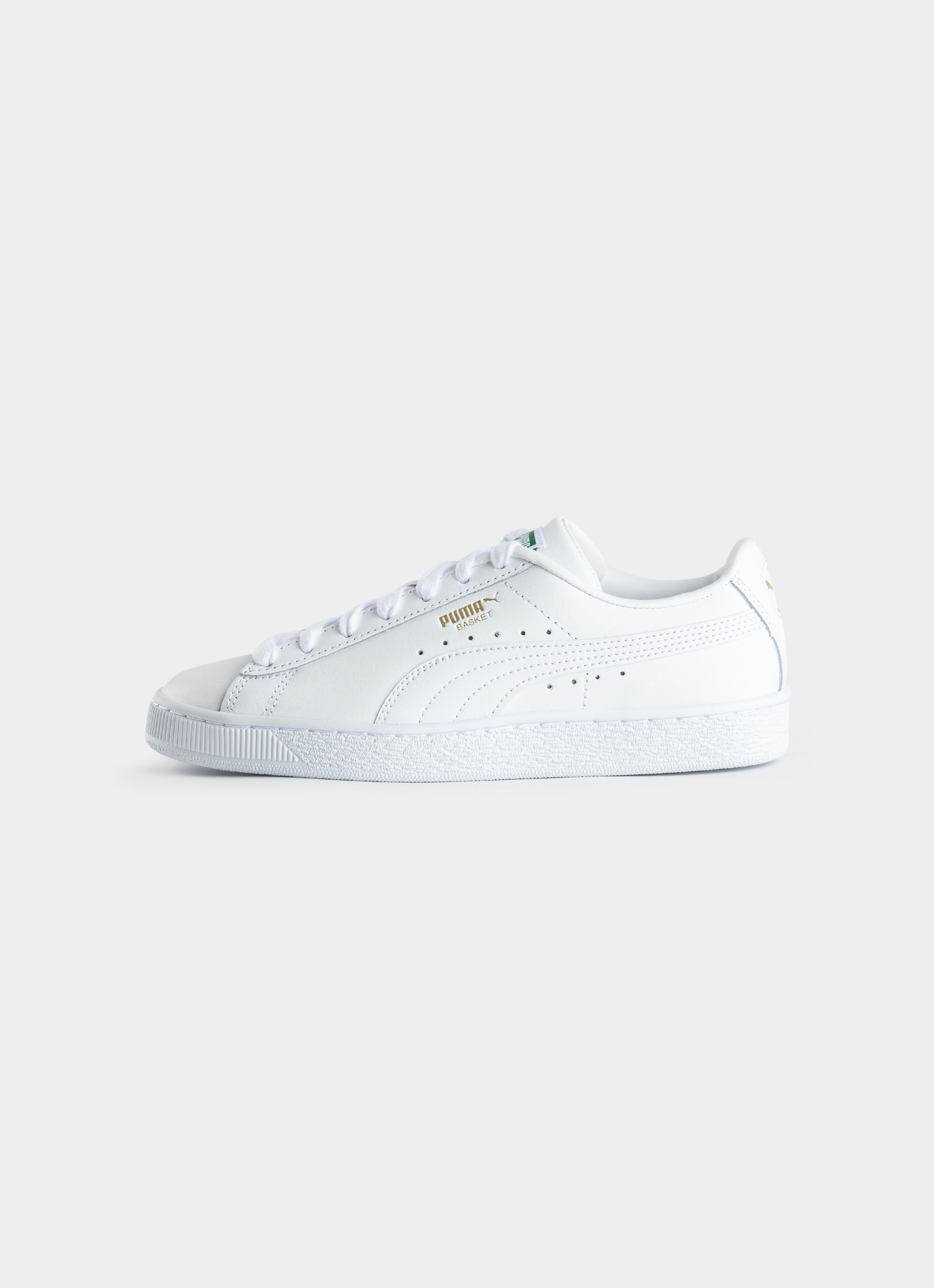 Puma Basket Classic Xxi Shoe - Youth in White