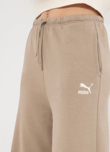 Puma Better Classics Relaxed Sweatpants - Womens in Brown