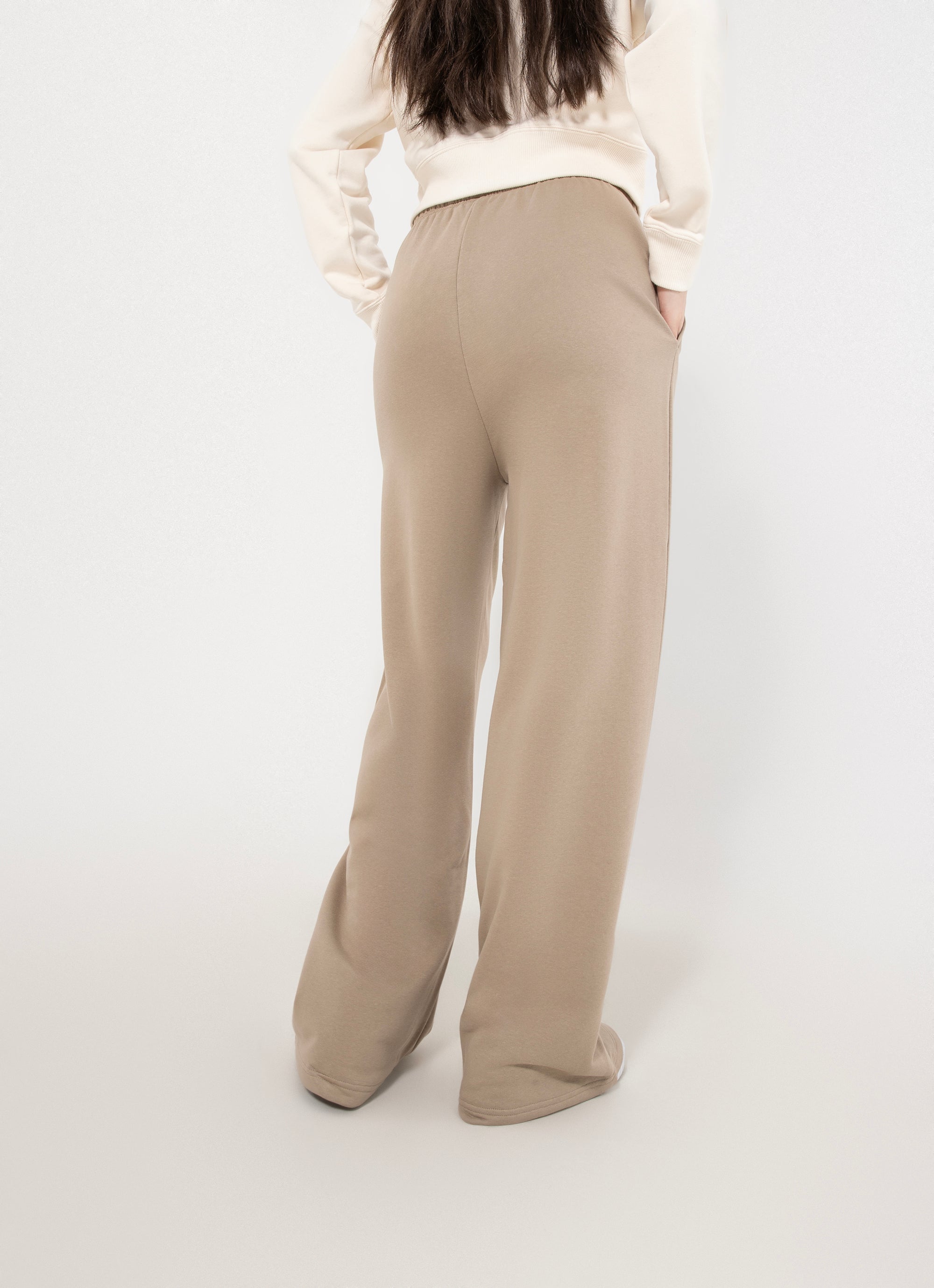 Puma Better Classics Relaxed Sweatpants - Womens in Brown