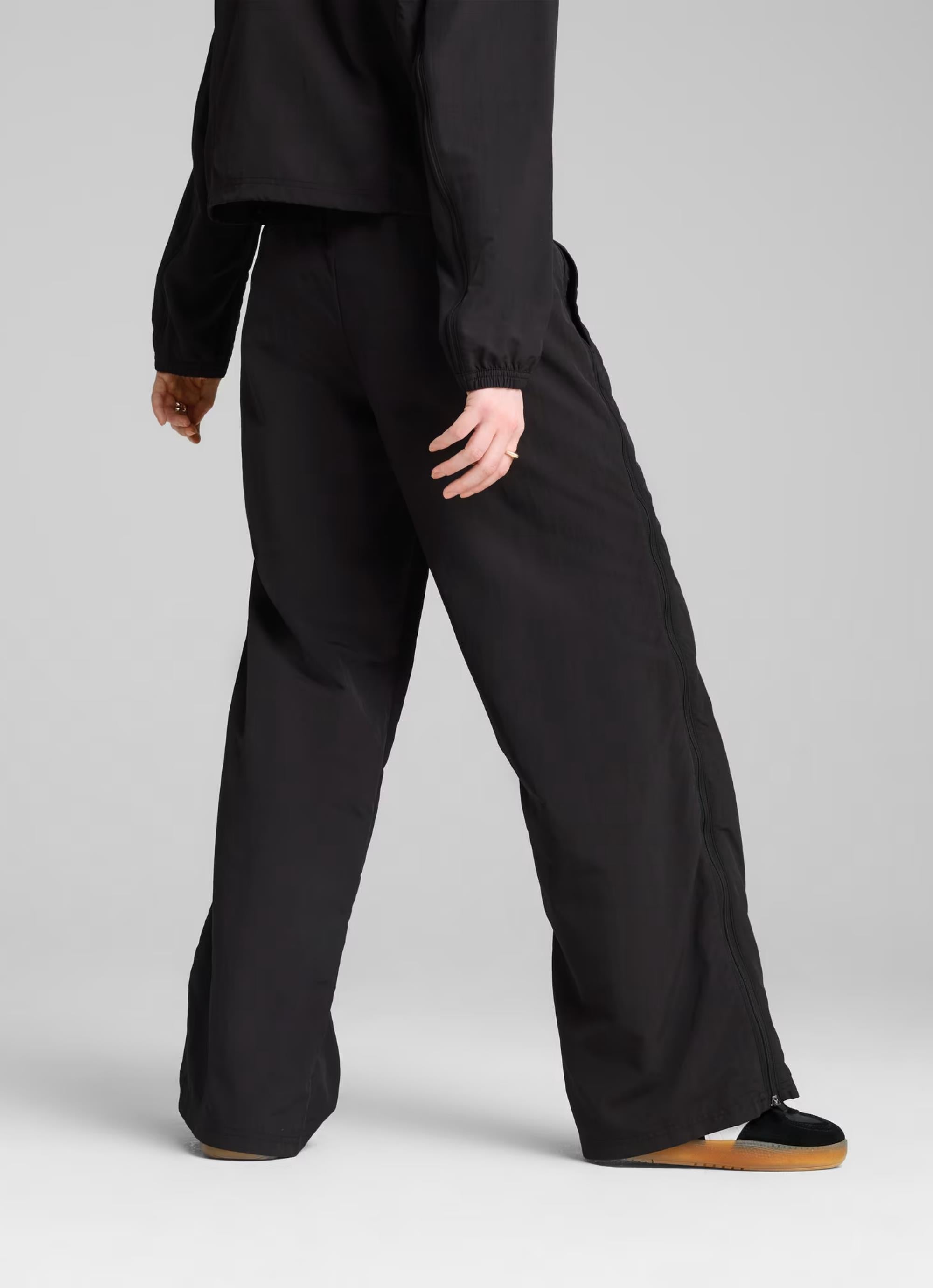 Puma Dare To Relaxed Woven Zip Off Pants - Womens in Black