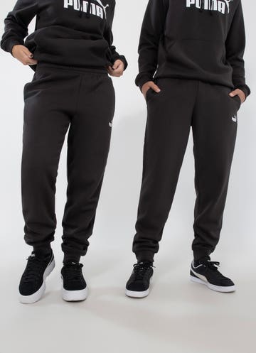 Puma Essential No.1 Logo Fleece Sweatpants in Black