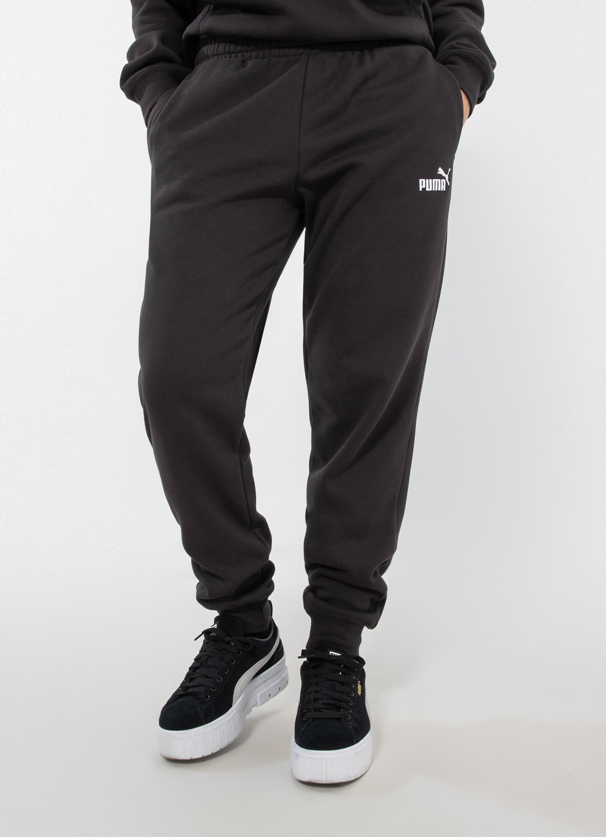 Puma Essential No.1 Logo Fleece Sweatpants in Black