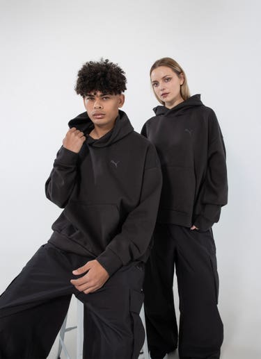 Puma Wardrobe Essential Boxy Hoodie in Black