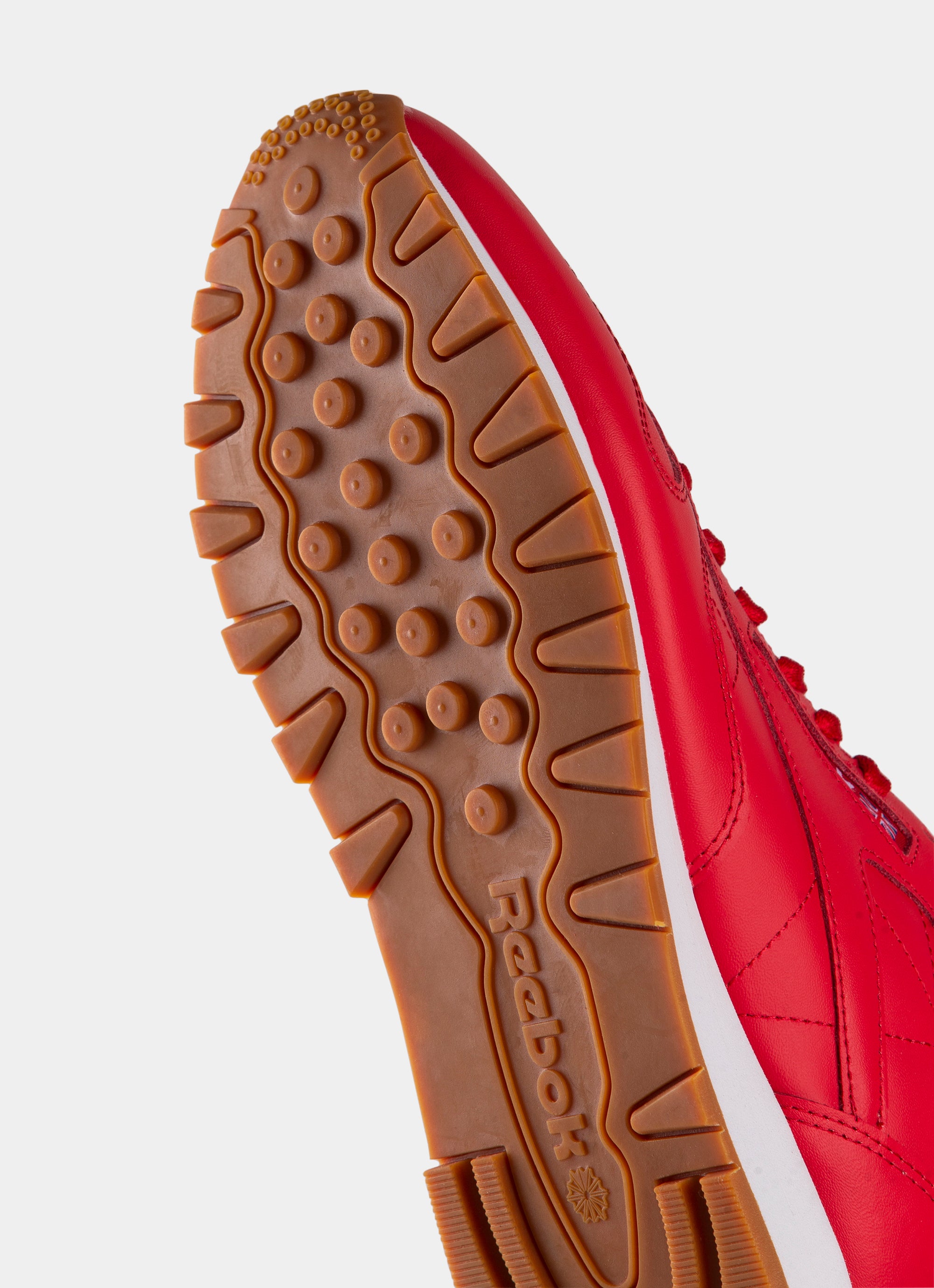 Reebok Classic Leather Shoe in Red