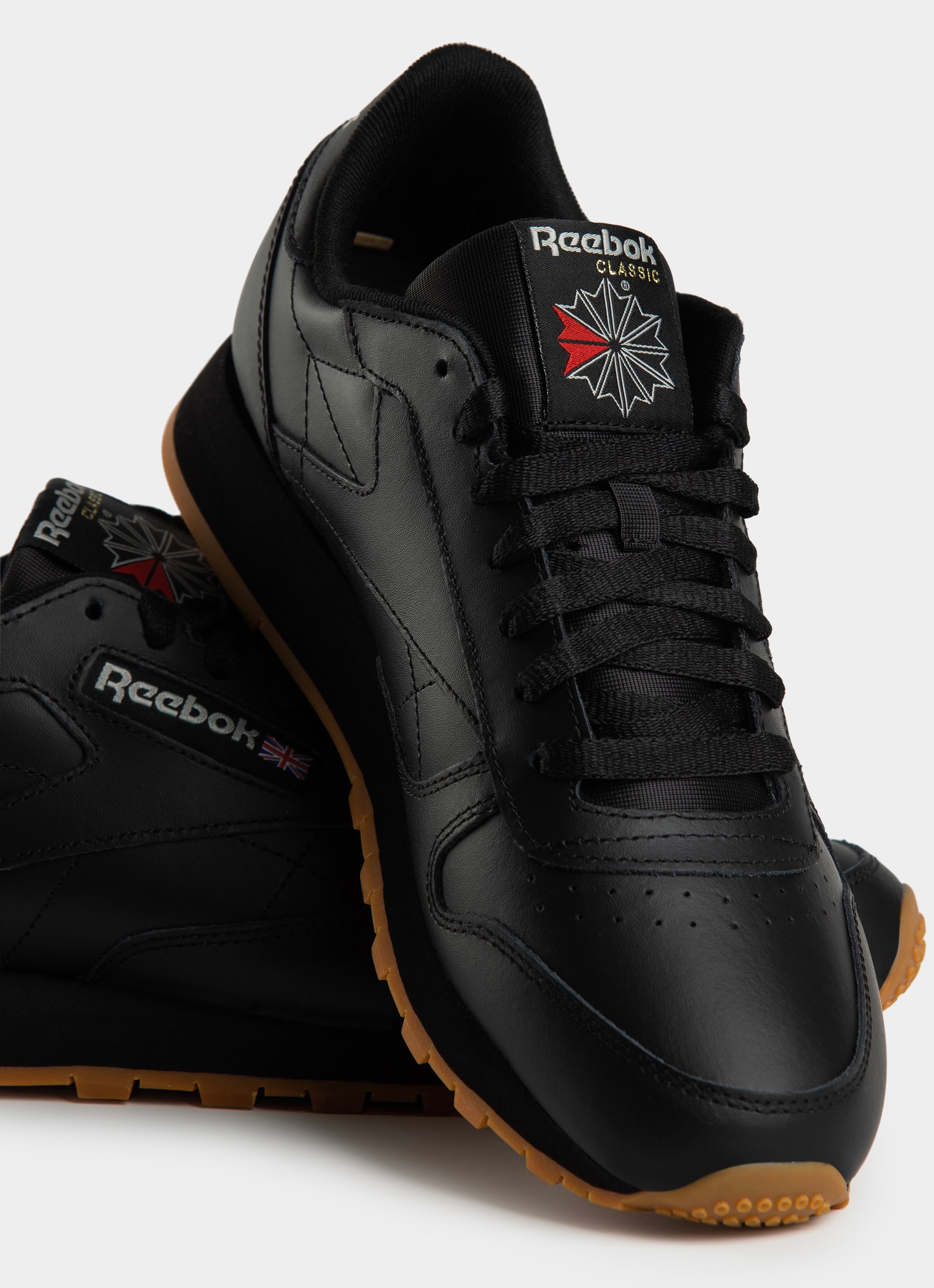 Reebok Classic Leather Shoes in Black