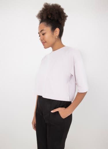 Royàl Cropped Tee in Purple