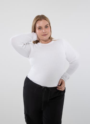 Royàl Layers Long Sleeve - Curve in White