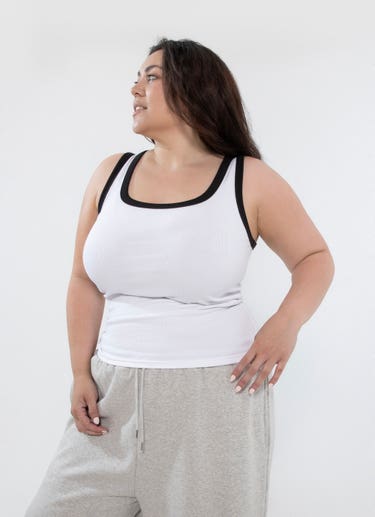 Royàl White Ribbed Top - Curve in White