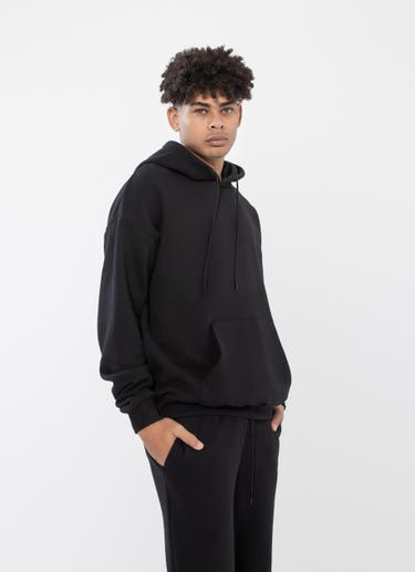Stmnt Hound Hoodie in Black