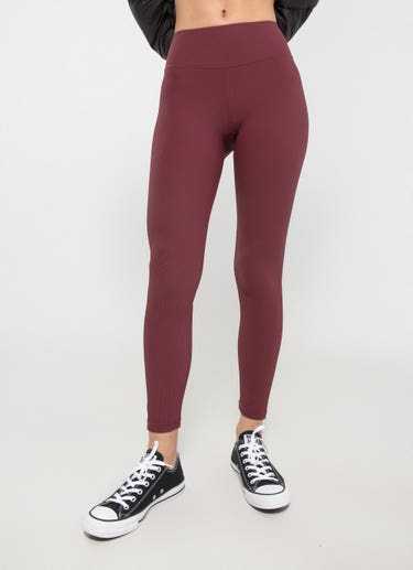 Stryde Cushy Leggings in Red