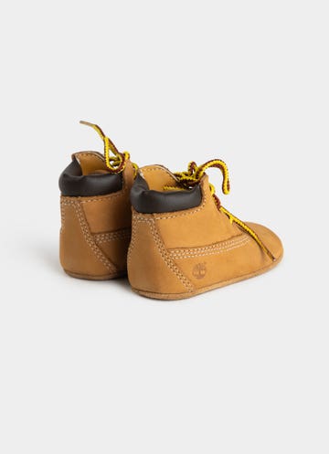 Timberland Crib Bootie And Beanie Set - Infants in Brown