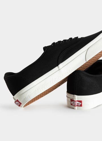 Vans Authentic Shoes in Black