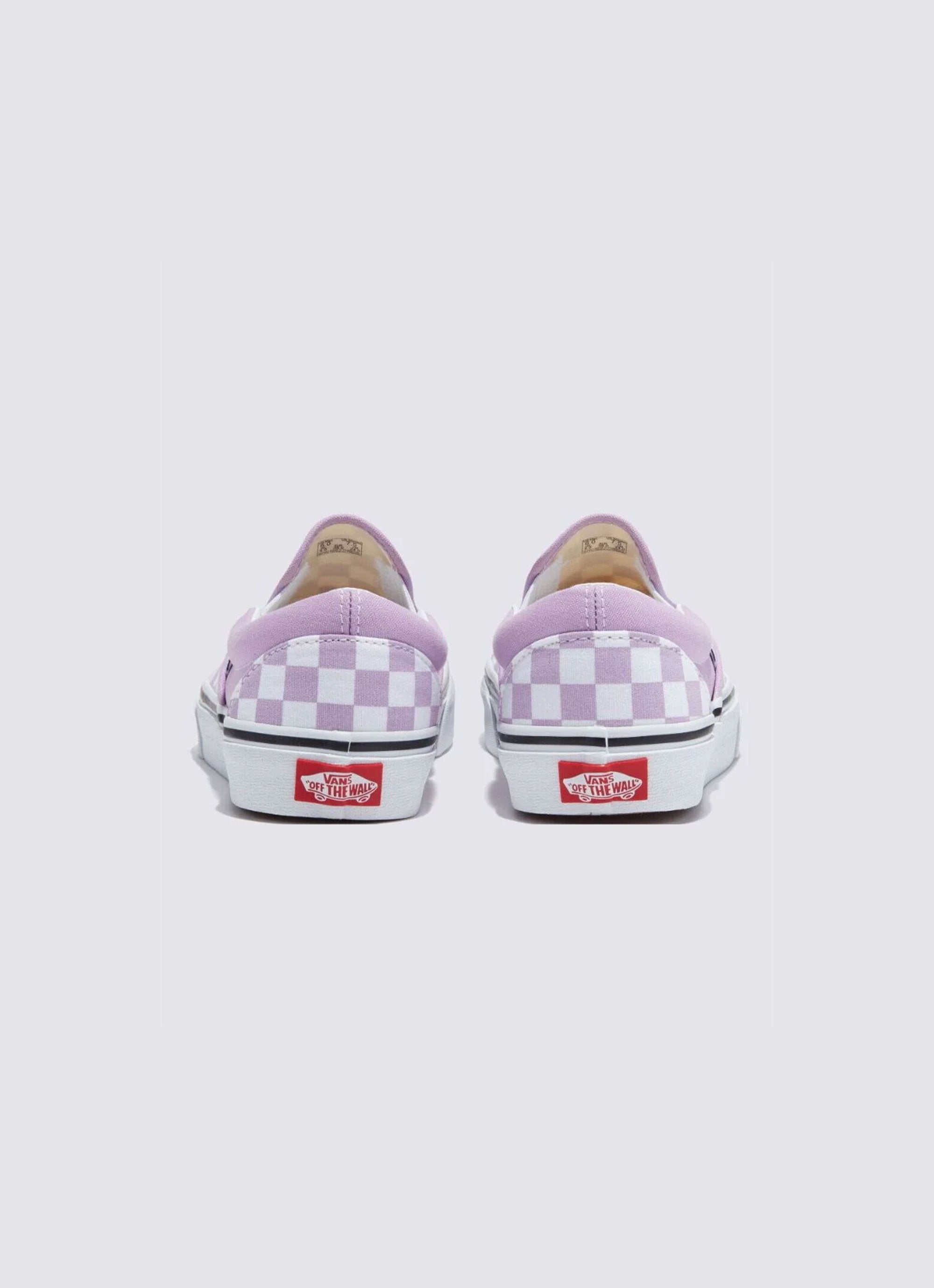 Vans Classic Slip-on Shoes in Purple