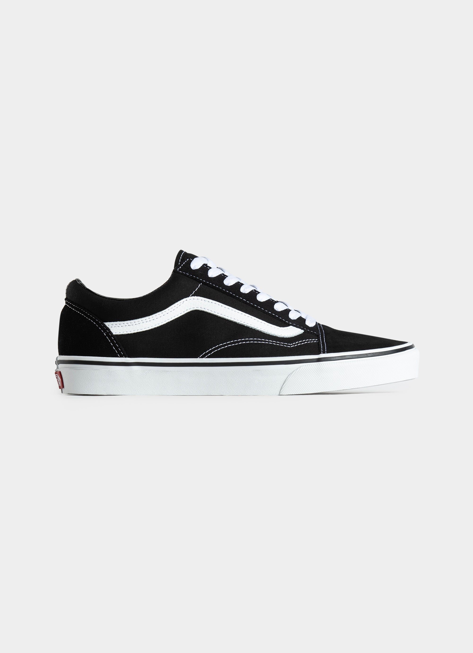Vans Old Skool Shoes in Black