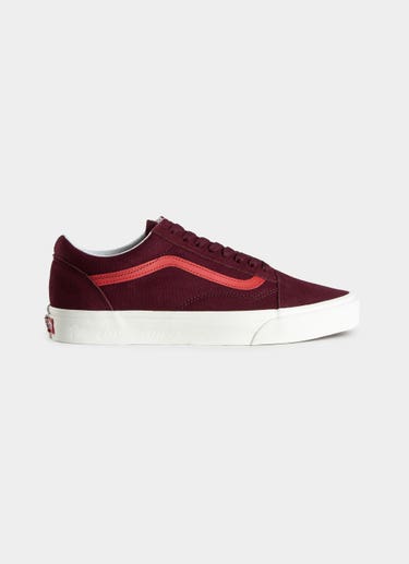 Vans Old Skool Shoes in Maroon