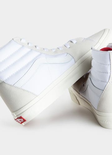 Vans Sk8-hi Shoes in White