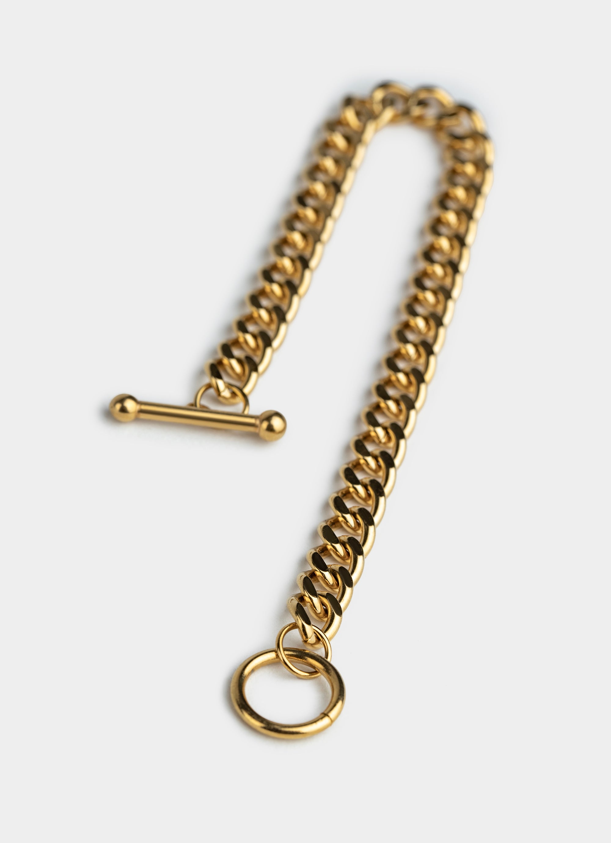 Vendetta Bar Clasp Cuban Bracelet - 18k Gold Plated in Gold