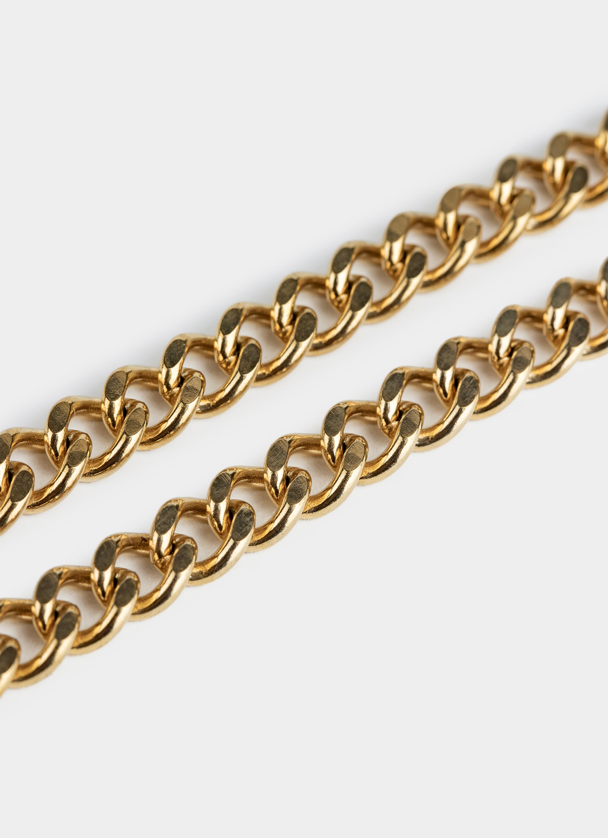 Vendetta Bar Clasp Cuban Chain - 18k Gold Plated in Gold