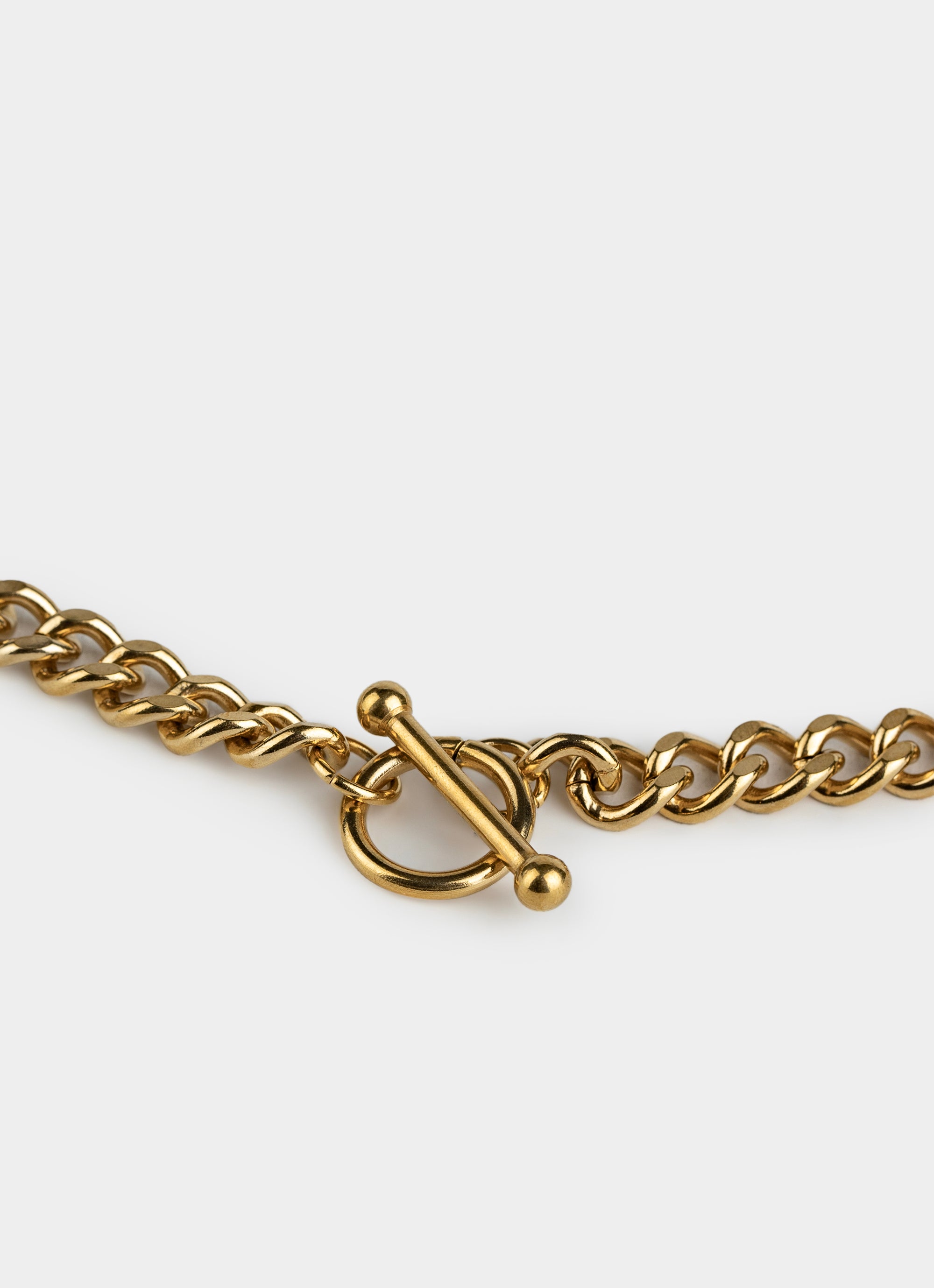 Vendetta Bar Clasp Cuban Chain - 18k Gold Plated in Gold