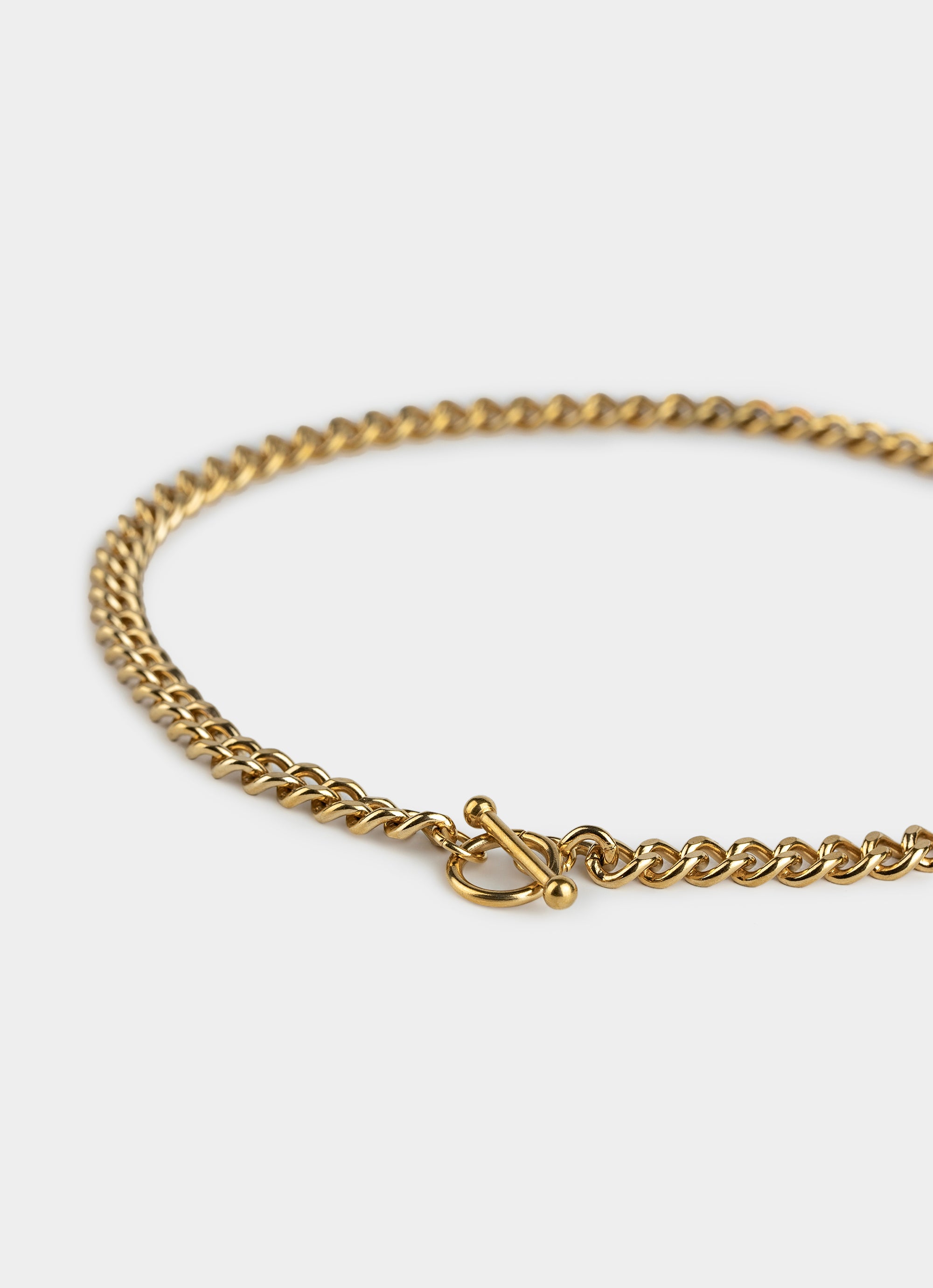 Vendetta Bar Clasp Cuban Chain - 18k Gold Plated in Gold