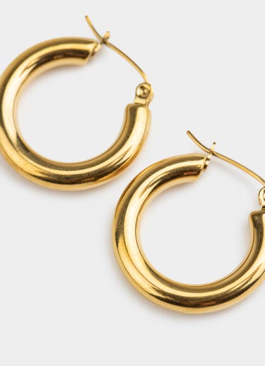 Vendetta Classic Hoop Earring - 18k Gold Plated in Gold