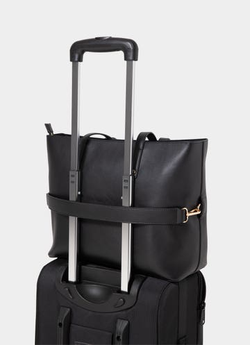 Vendetta Voyager Bag in Black