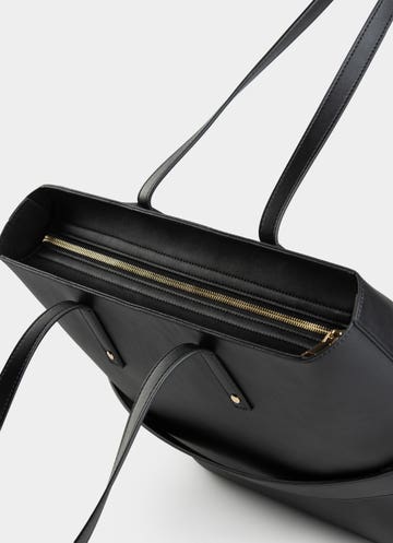Vendetta Voyager Bag in Black